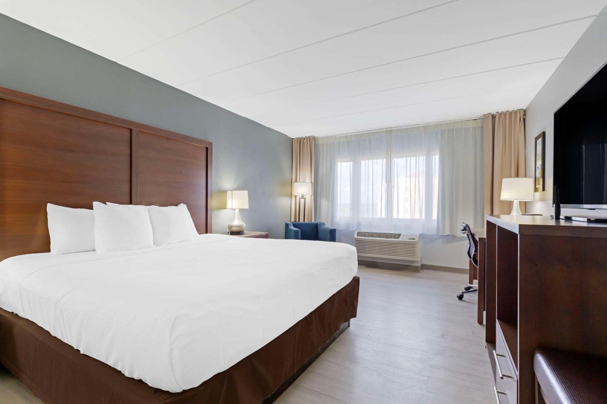 Clarion Hotel & Suites BWI Airport North Baltimore Ngoại thất bức ảnh