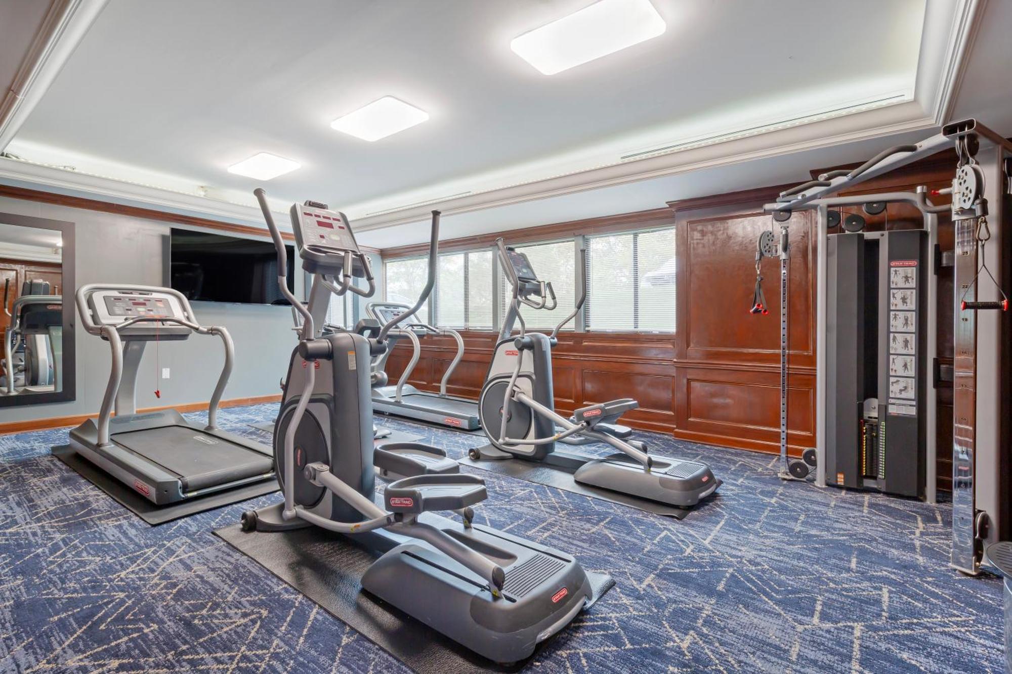 Clarion Hotel & Suites BWI Airport North Baltimore Ngoại thất bức ảnh