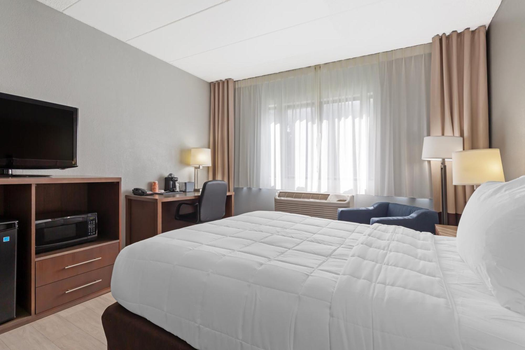 Clarion Hotel & Suites BWI Airport North Baltimore Ngoại thất bức ảnh