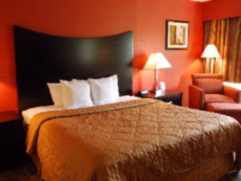 Clarion Hotel & Suites BWI Airport North Baltimore Ngoại thất bức ảnh